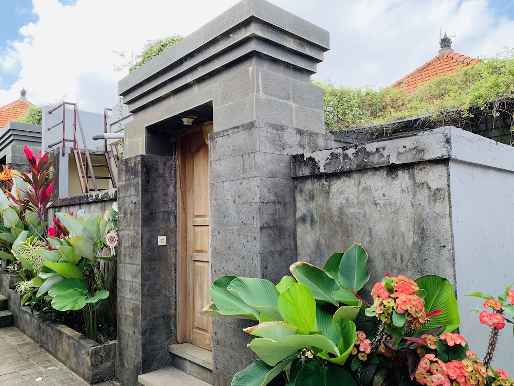 Pandawa Beach Home Stay 2/50