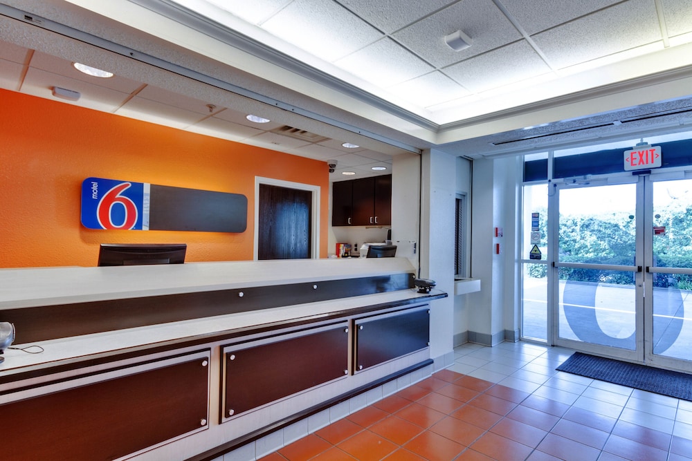 Motel6 Lewisville, TX - Dallas 15/48