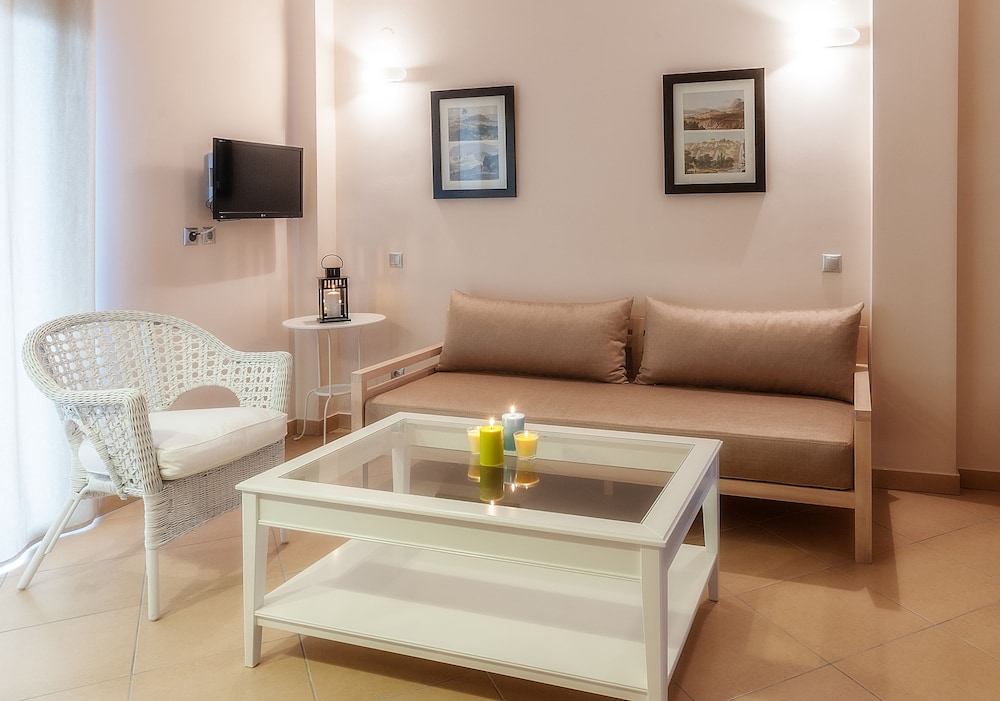 Villa Despina Green Suites 10/18