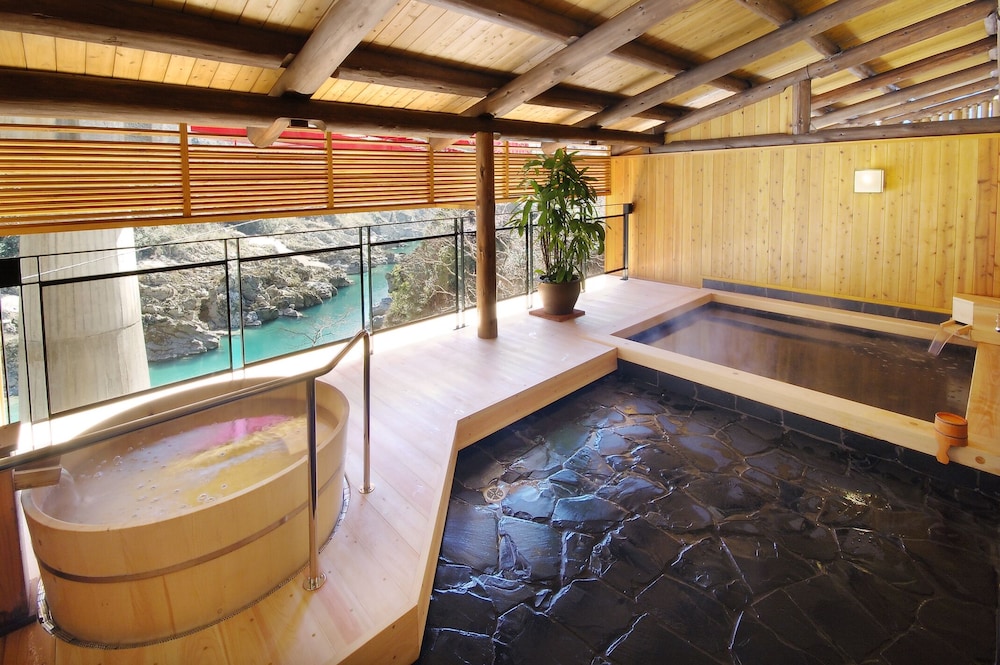 Hotel Obokekyo Mannaka 3/61