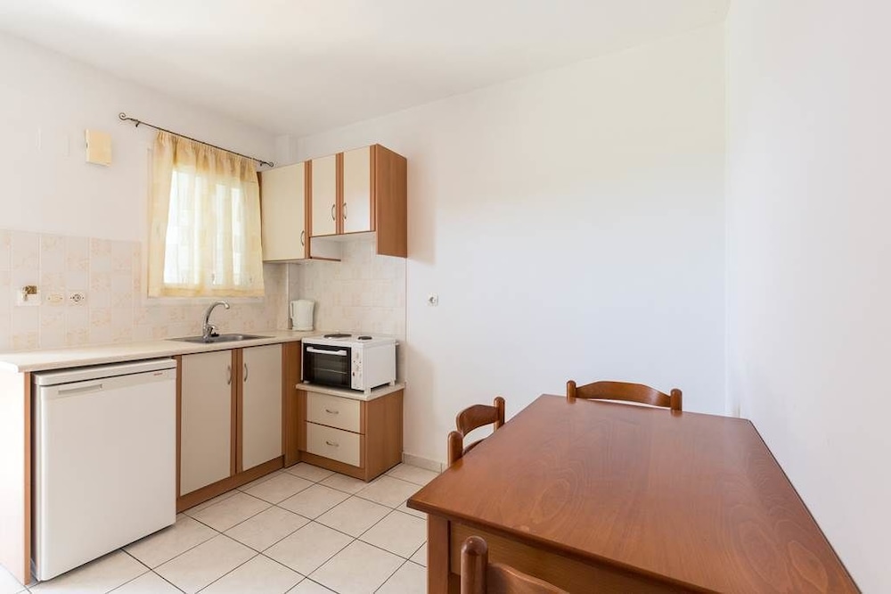Christakis Hotel 22/50