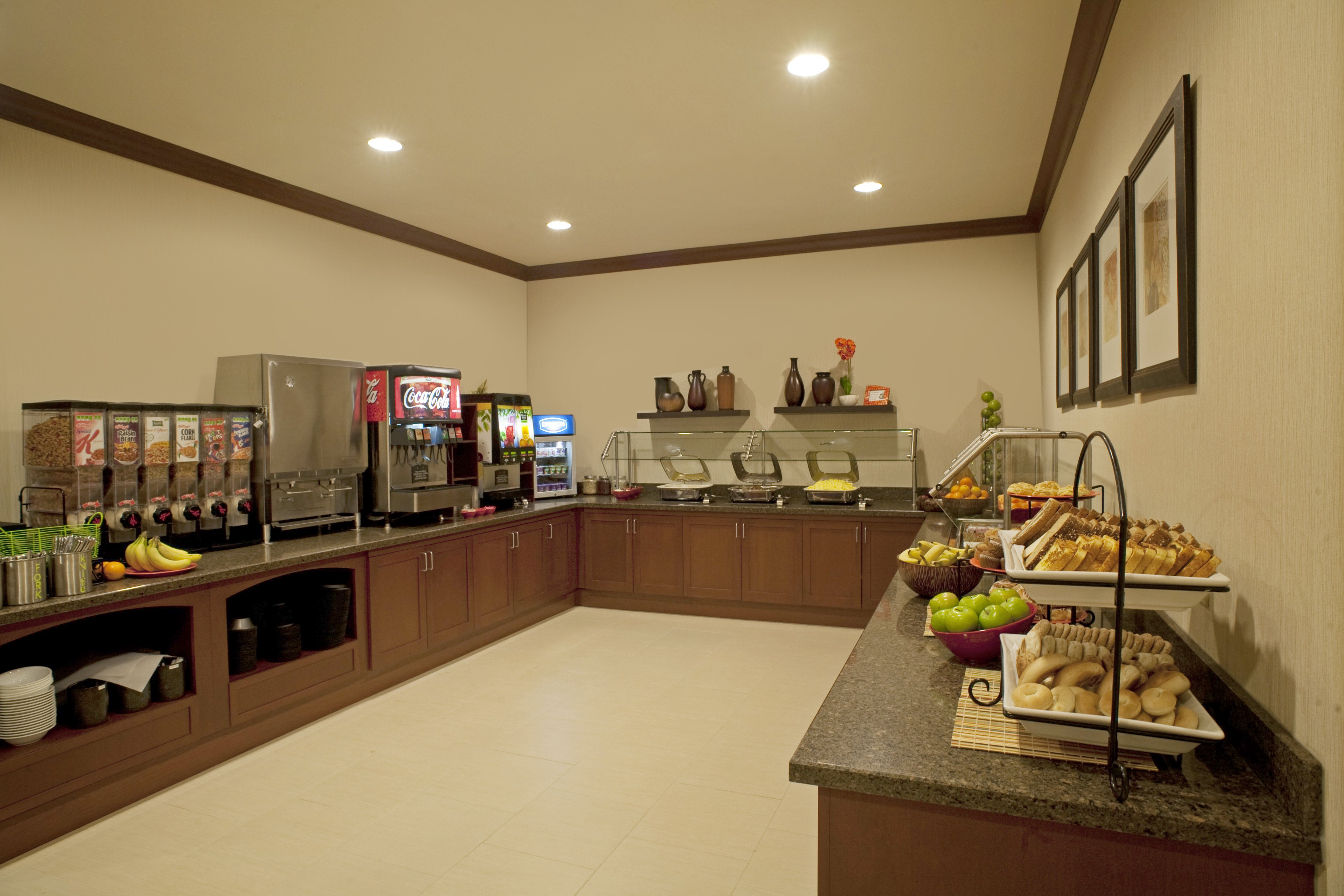 STAYBRIDGE SUITES CHANTILLY - DULLES AIRPORT 48/73