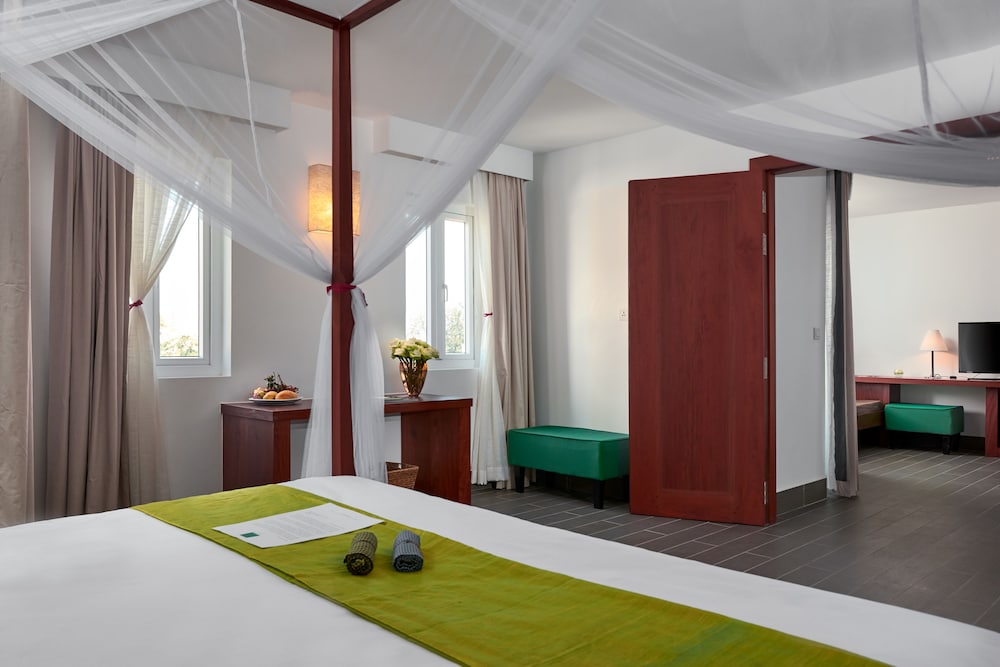 Plantation Urban Resort And Spa 16/70
