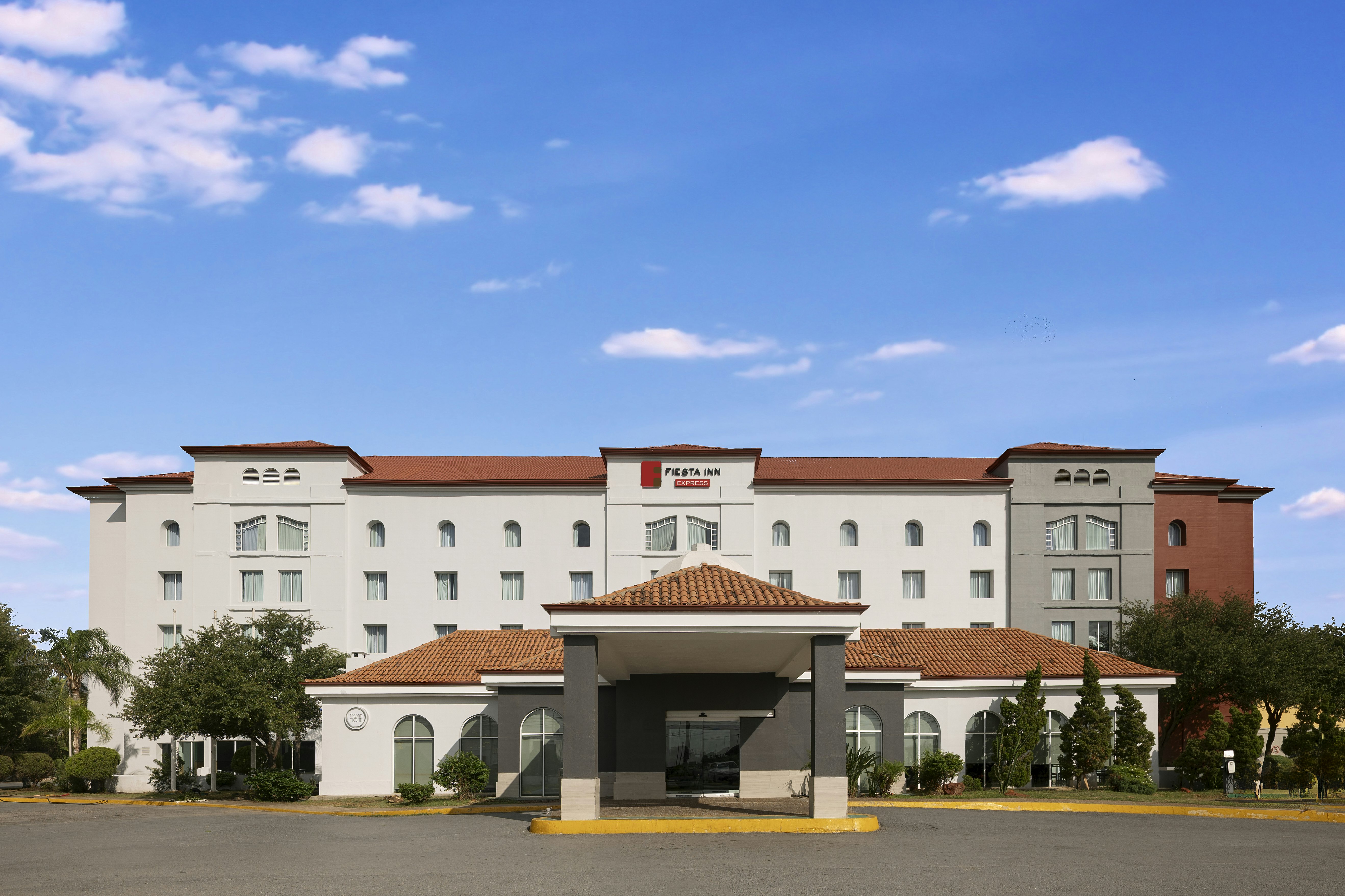 Fiesta Inn Express Nuevo Laredo 6/42