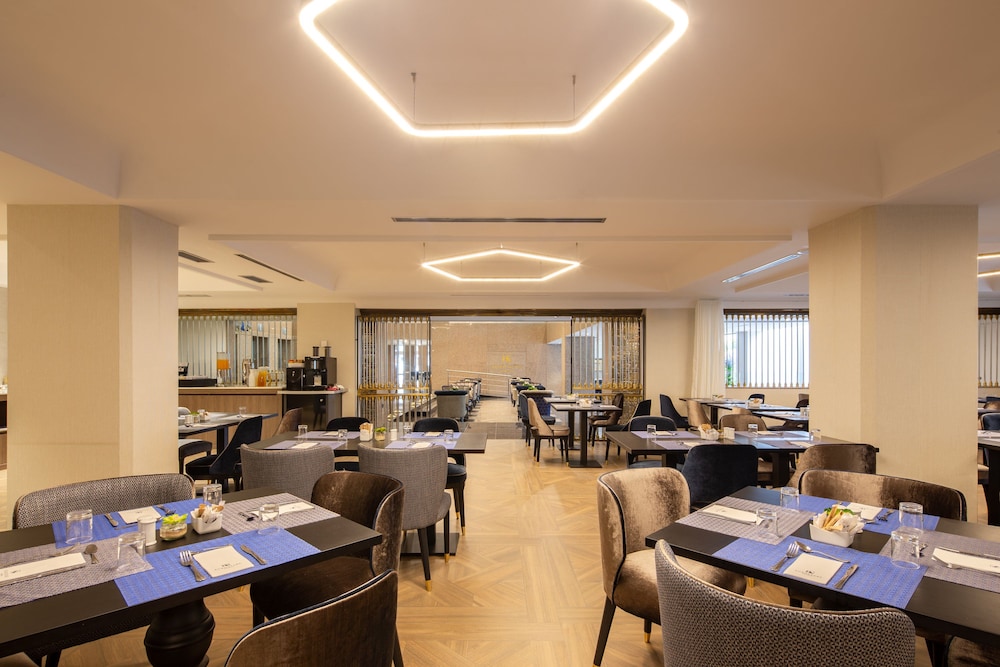 Eurostars Gran Hotel Lugo 32/50