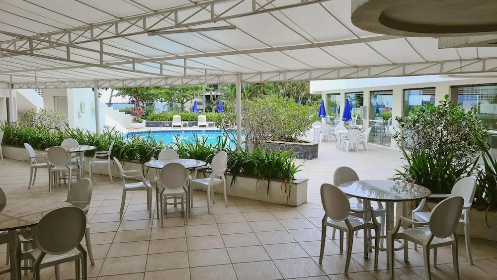 Hotel Praia Brava 49/62