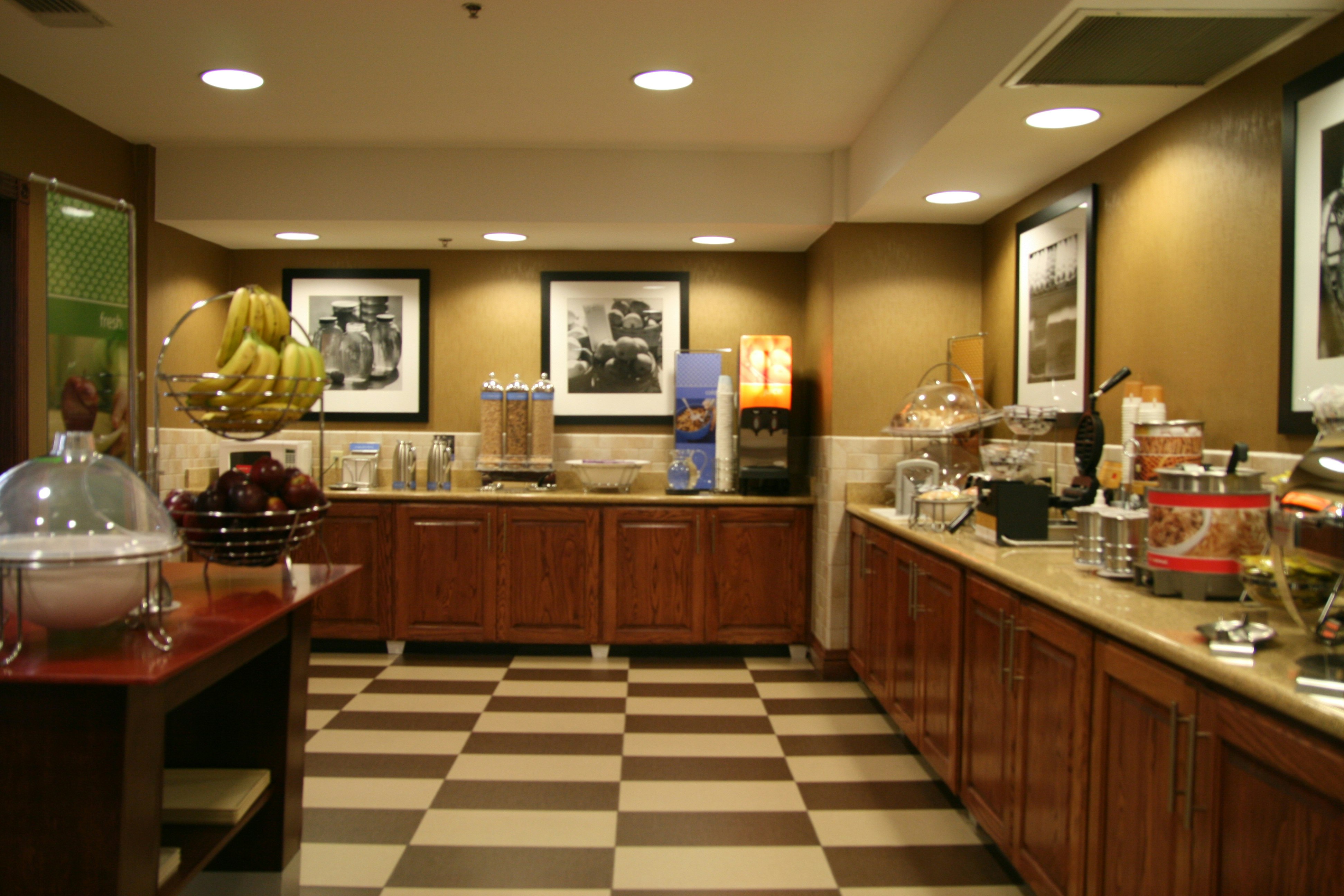 Hampton Inn & Suites Del Rio 20/35