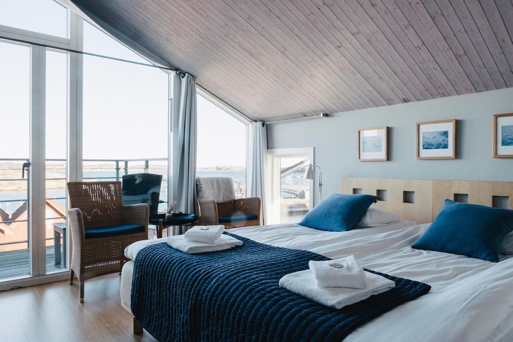 Bjorholmens Marina Sealodge 12/50