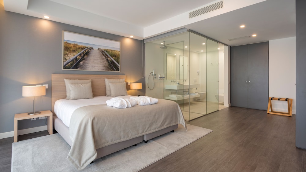 Longevity Health & Wellness Hotel 24/67
