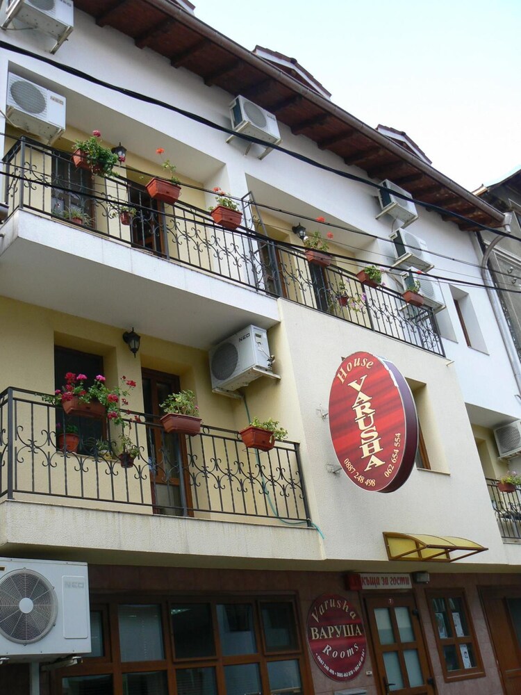 Hotel Varusha 1/43
