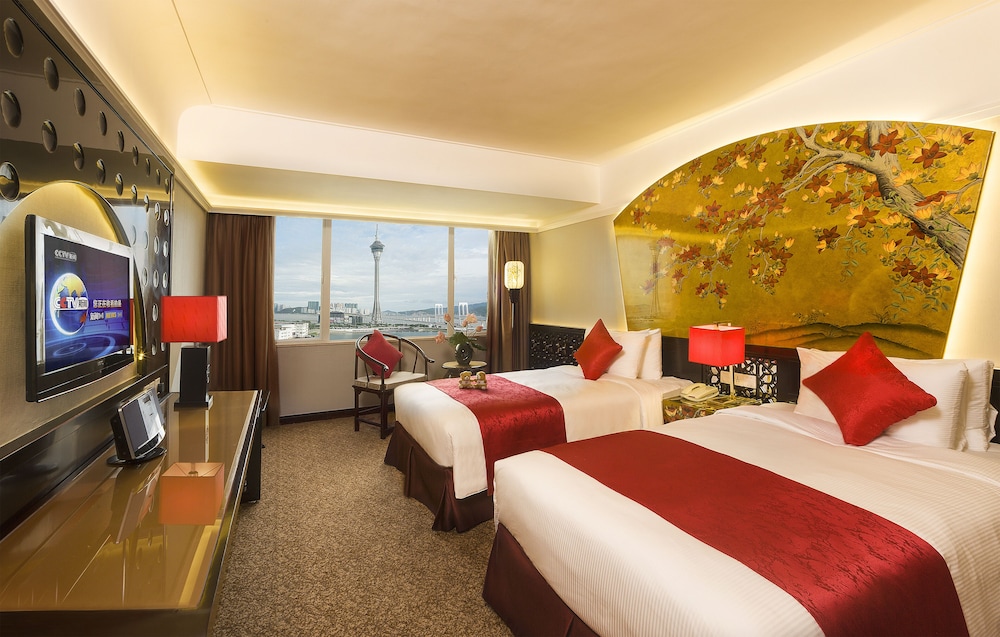 DELUXE, TWIN BEDS