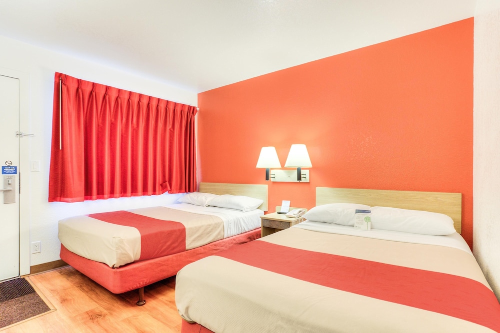 Motel6 Tigard, OR - Portland South - Lake Oswego 20/59
