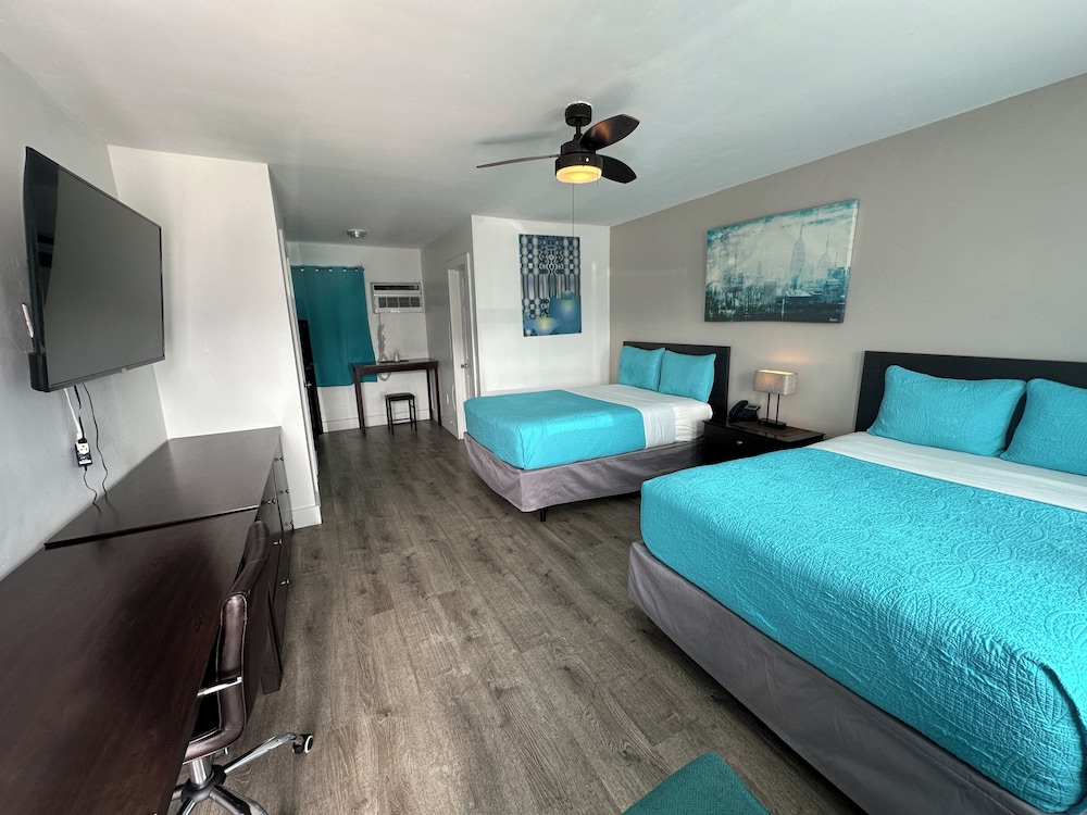 2 Full Beds Non-Smoking