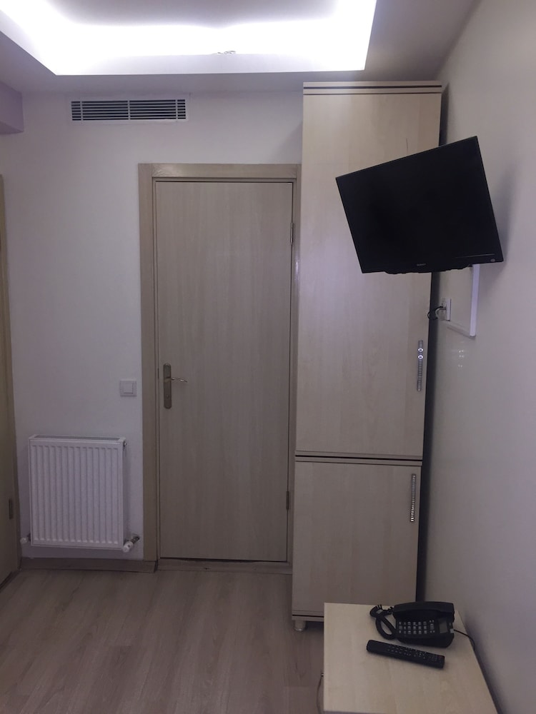 Sunlife Hotel Old City 24/57