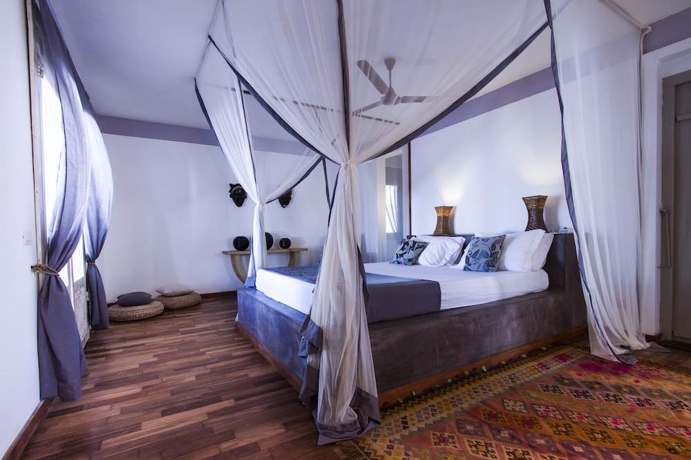 1 BEDROOM, COMFORT, SUITE, GARDEN VIEW, PRIVATE BATHROOM