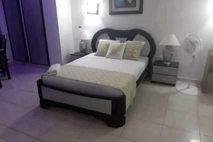 E2TL Apartamento Basico cerca al Mar con Aire Acondicionado y WiFi 8/13
