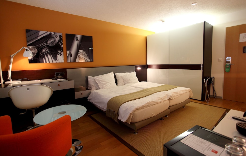 Design Hotel F6 14/44