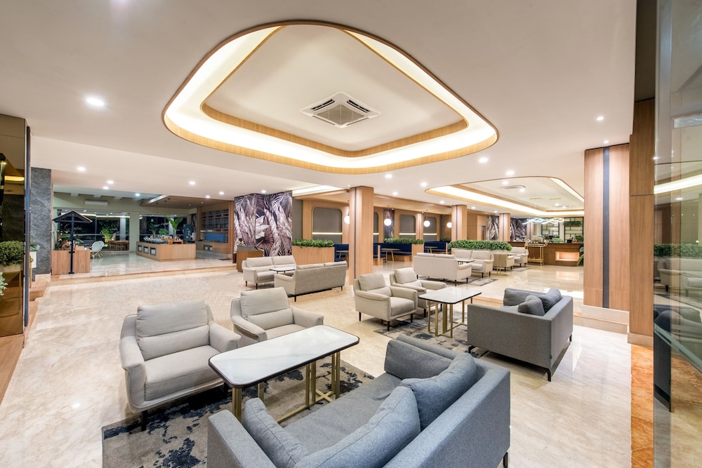 Oakwood Hotel and Apartments Taman Mini Jakarta 35/57