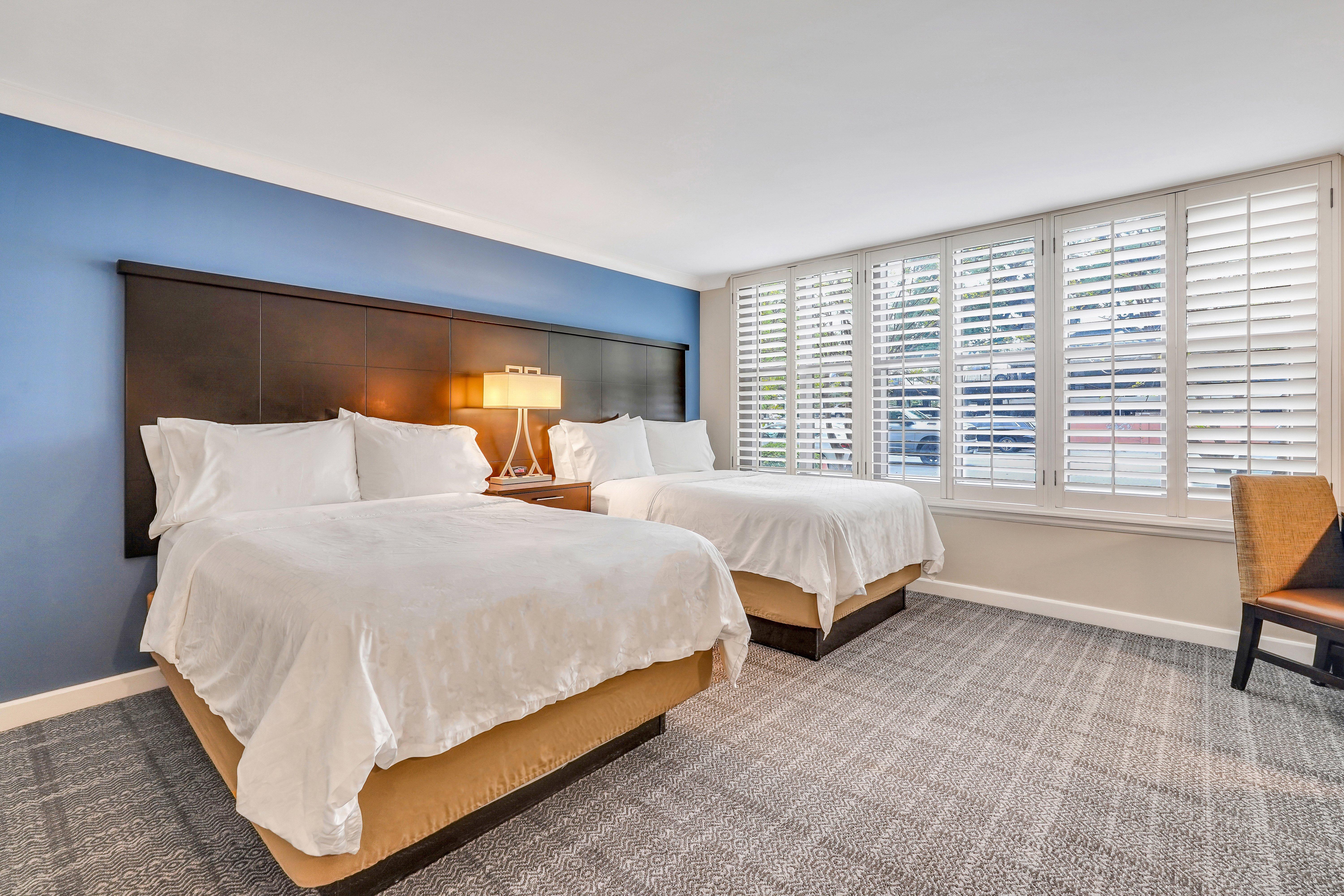 1 Bedroom, Suite, 2 Double Beds, City View