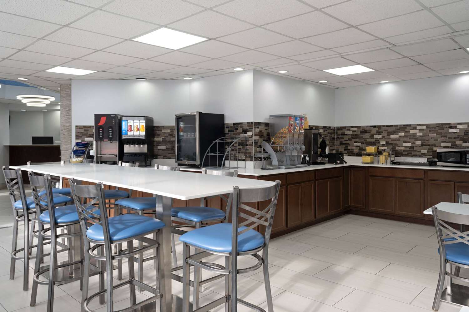Days Inn by Wyndham Weldon/Roanoke Rapids 32/37