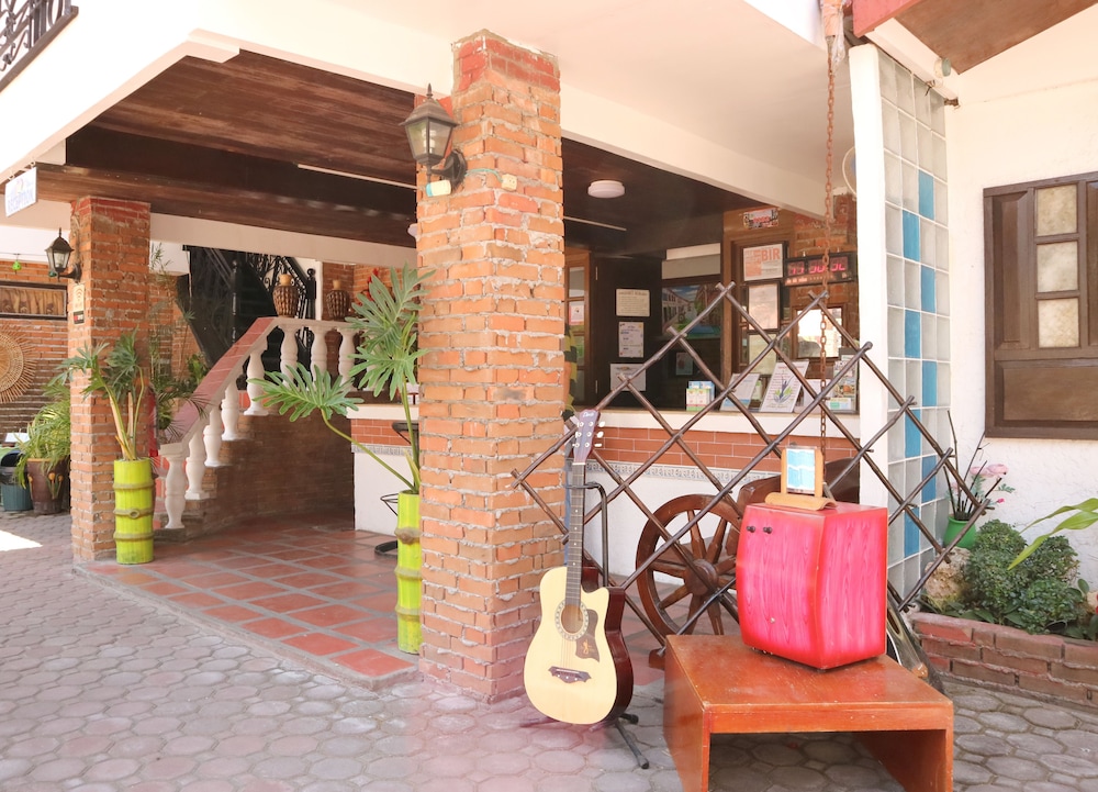 Isla Bonita Beach Resort 53/67