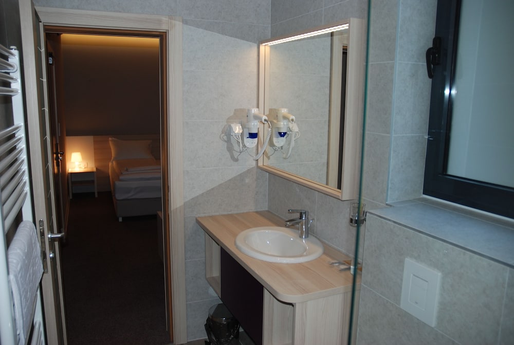 Hotel Nova Bentbasa 17/23