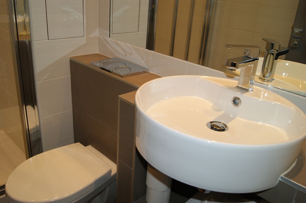 D Amiens Paris Hotel 43/49