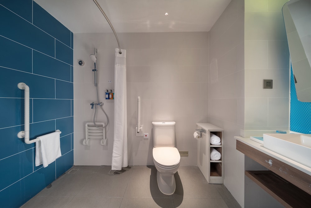 Holiday Inn Express Huaibei City Center 23/58