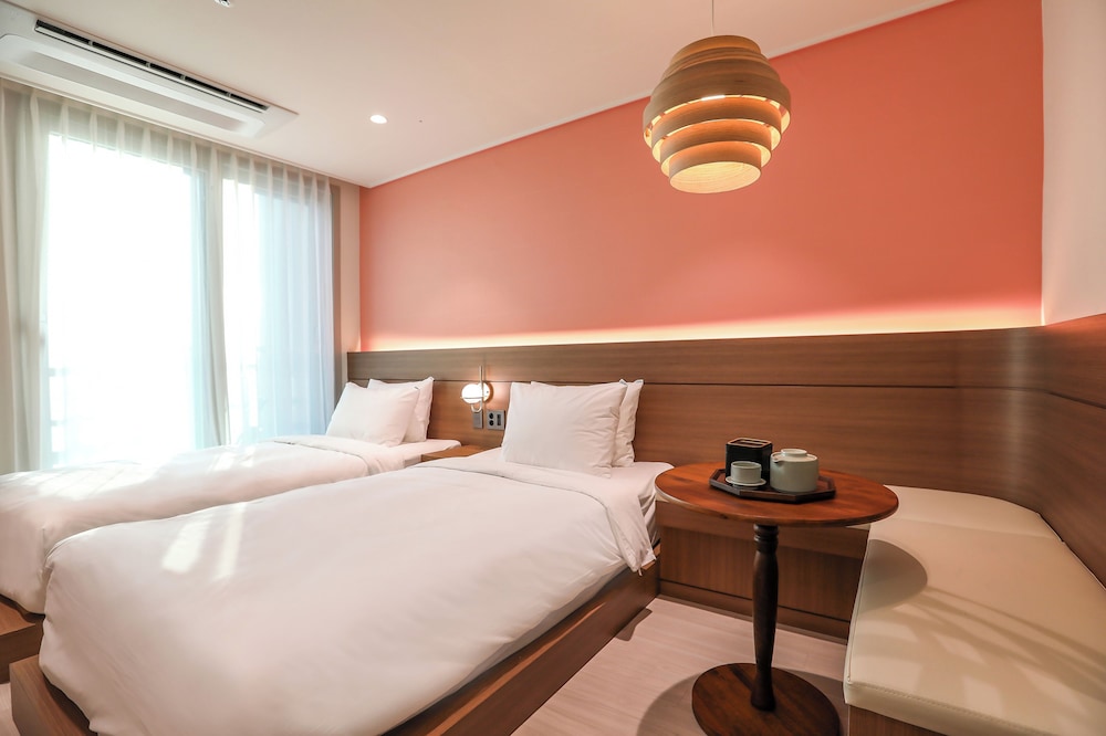Hotel Around Sokcho 26/62
