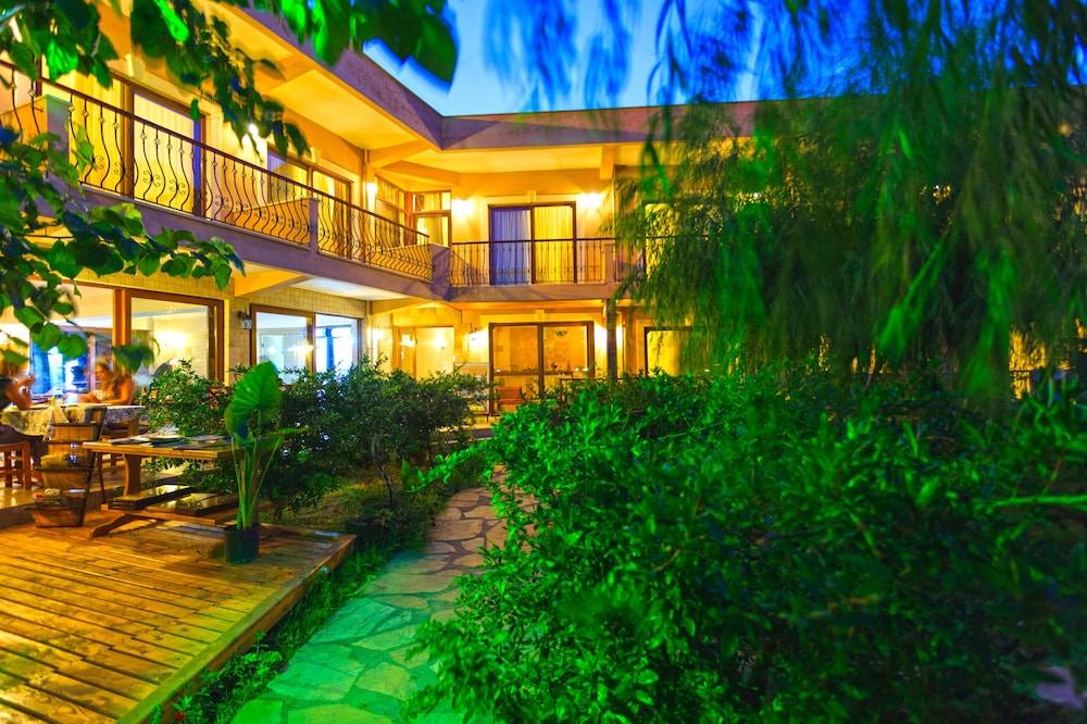 Adrasan Deniz Hotel 29/35