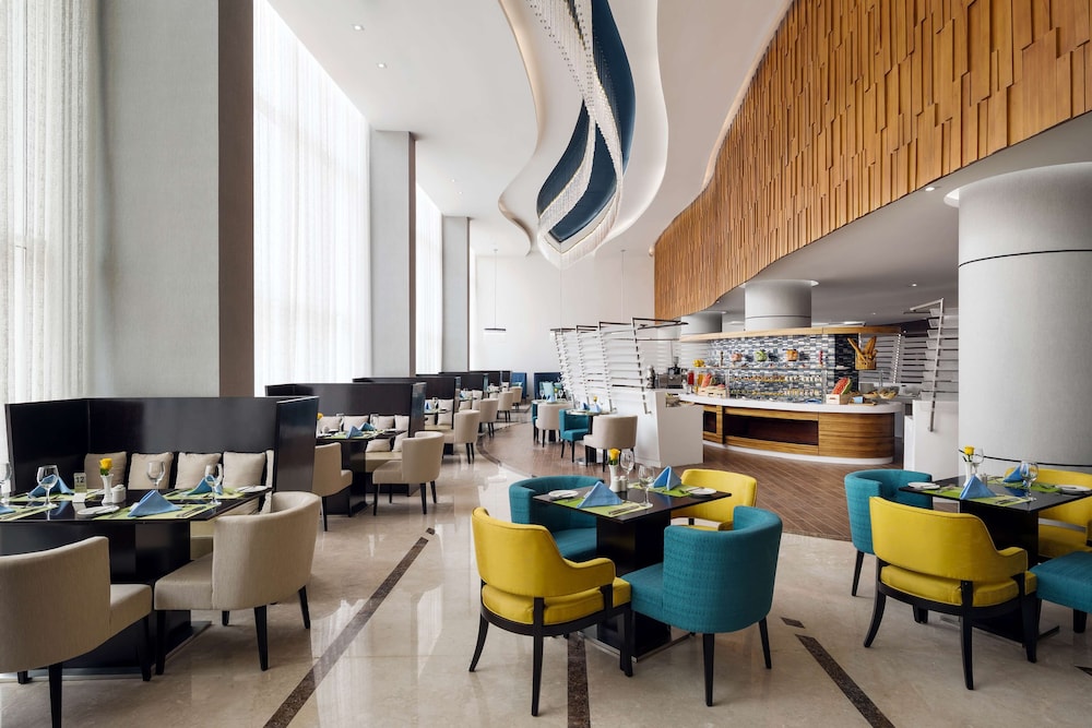 فندق راديسون بلو جدة السلام(Radisson Blu Hotel Jeddah Al Salam) 50/68