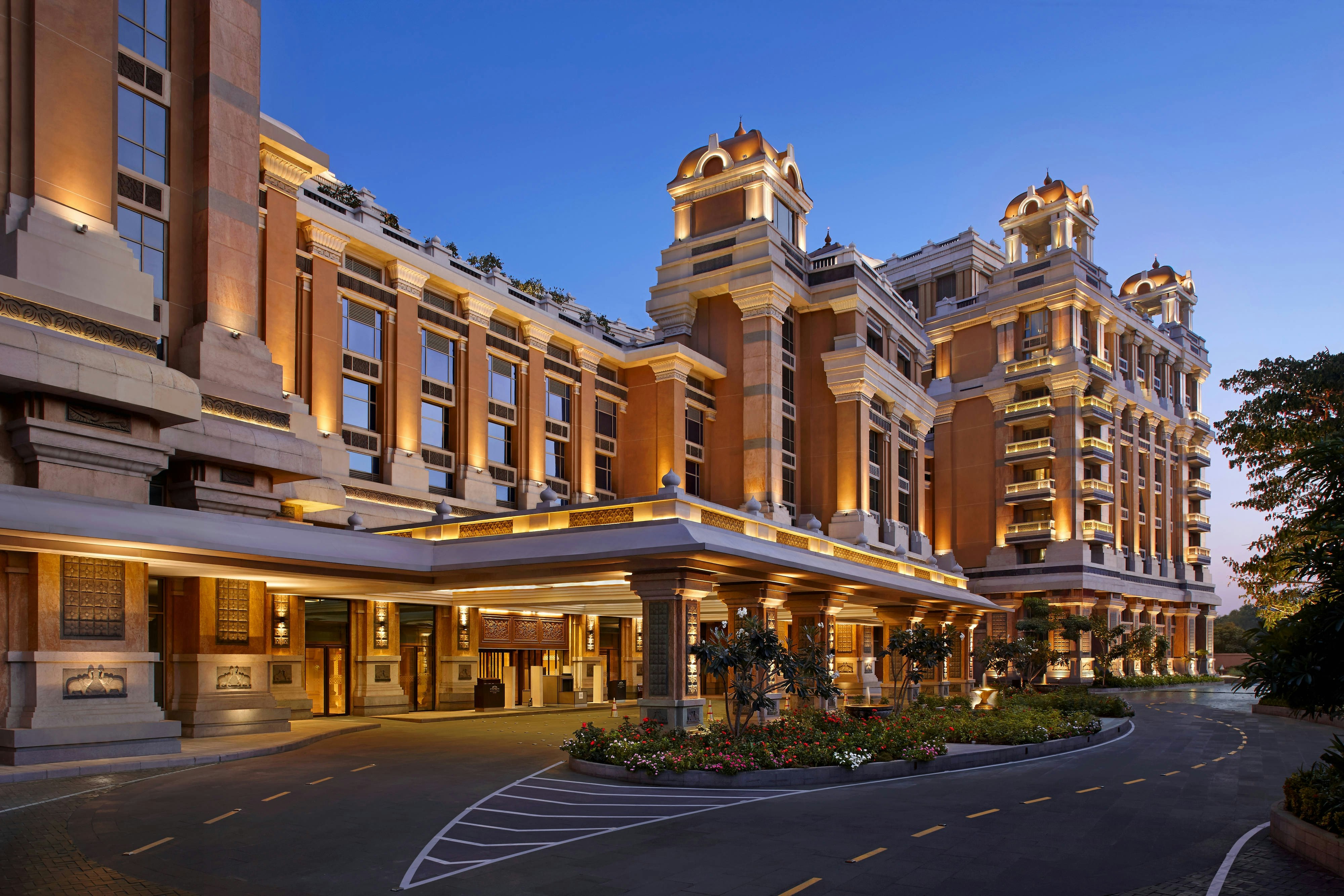 Itc Grand Chola A Luxury Collection Hotel Chennai 62/64
