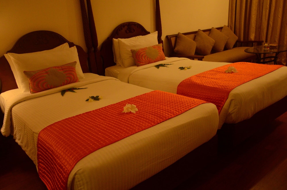 Deluxe, Garden and Pool View, Ground Floor, The Hans Coco Palms 6/8