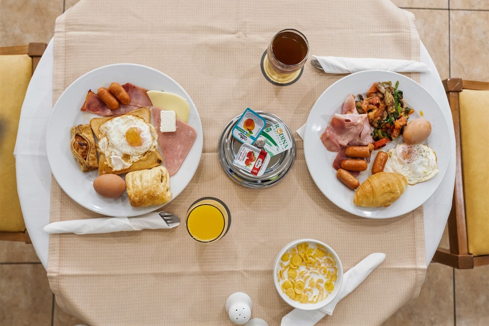 Four Seasons Hotel Glyfada 44/58