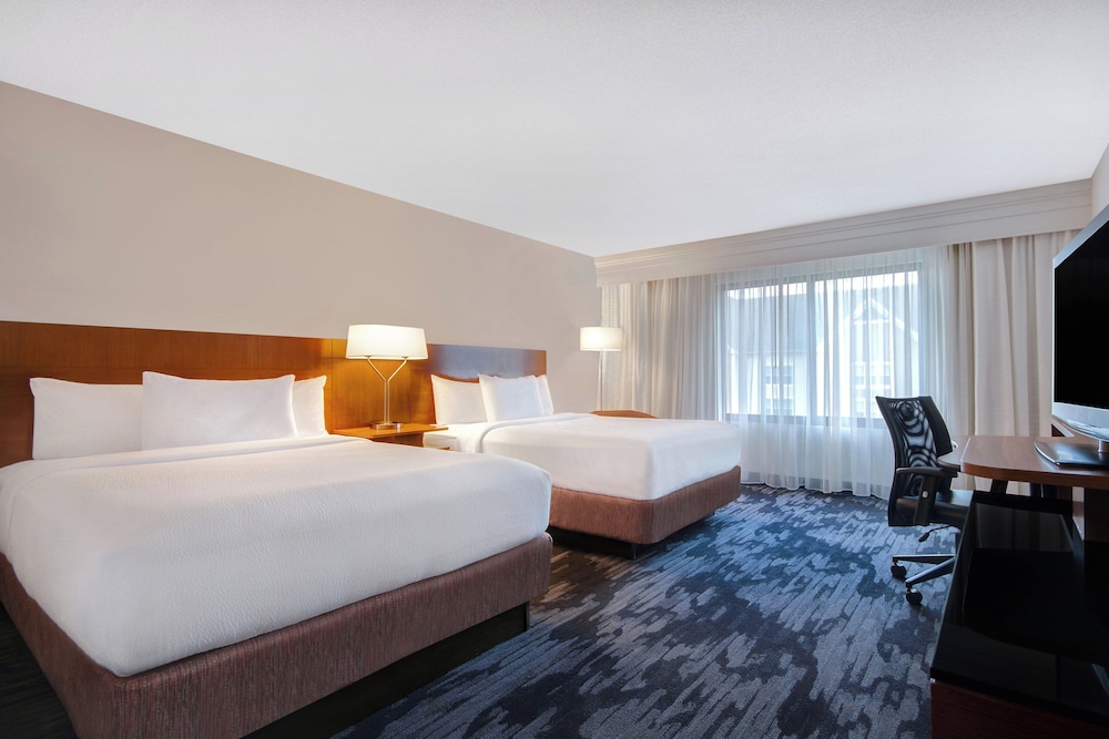 Fairfield Inn Amp Suites By Marriott Rochester West Greece 8/50