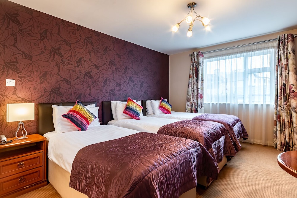 Foley's Guesthouse Hotel 19/43