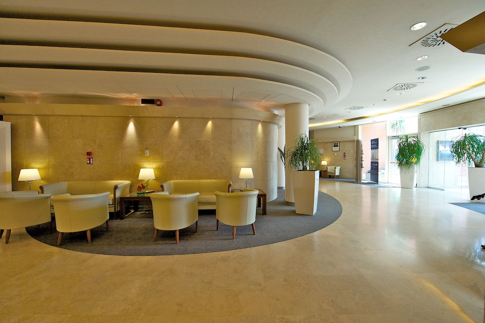 Novotel Roma Est 4/77