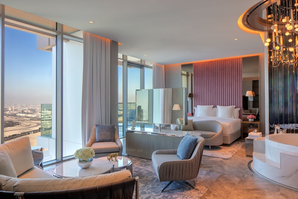 SLS Dubai Hotel and Residences 47/75