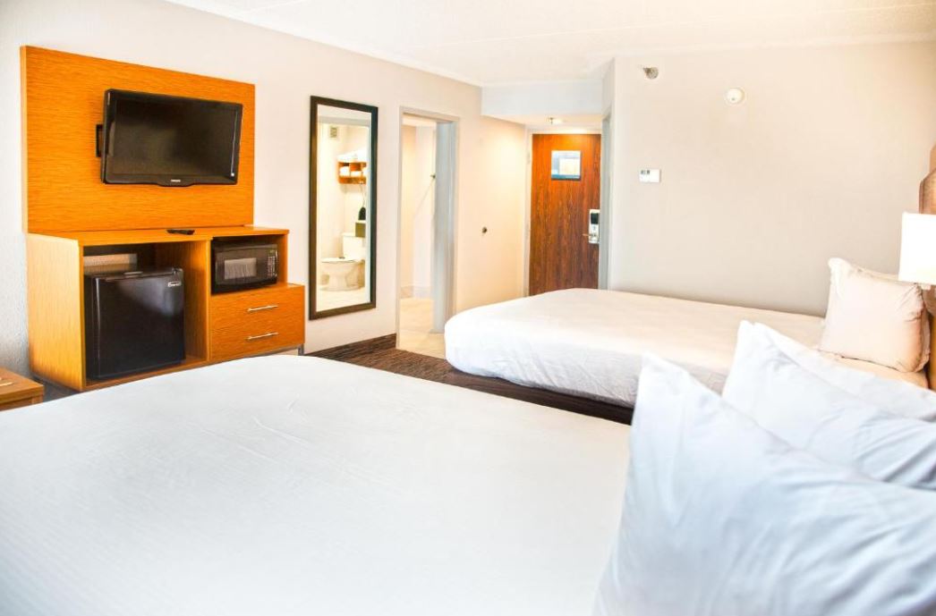 SUITE, 2 KING BEDS