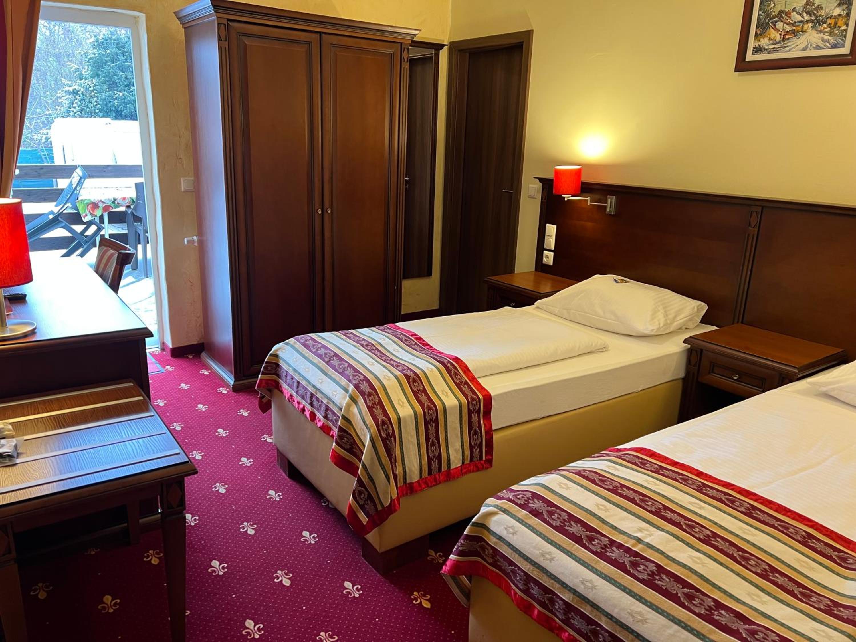 غرفة ديلوكس مفردة بشرفة، Hotel Medaillon 5/10
