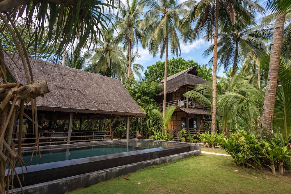 Siargao Inn Beach Resort 35/50