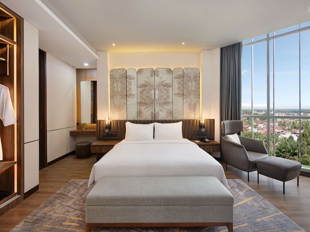 Mercure Pangkalan Bun 14/56