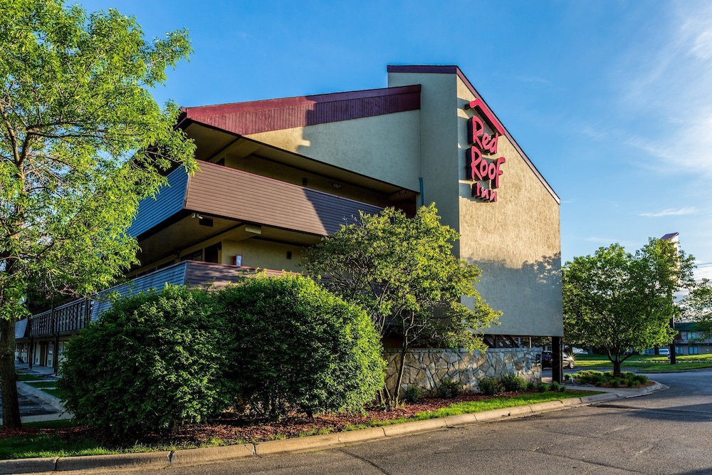 Red Roof Inn Minneapolis Plymouth 2/17