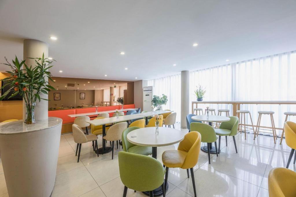 Jinjiang Inn (Suzhou Railway Station Wanda Plaza) 40/45