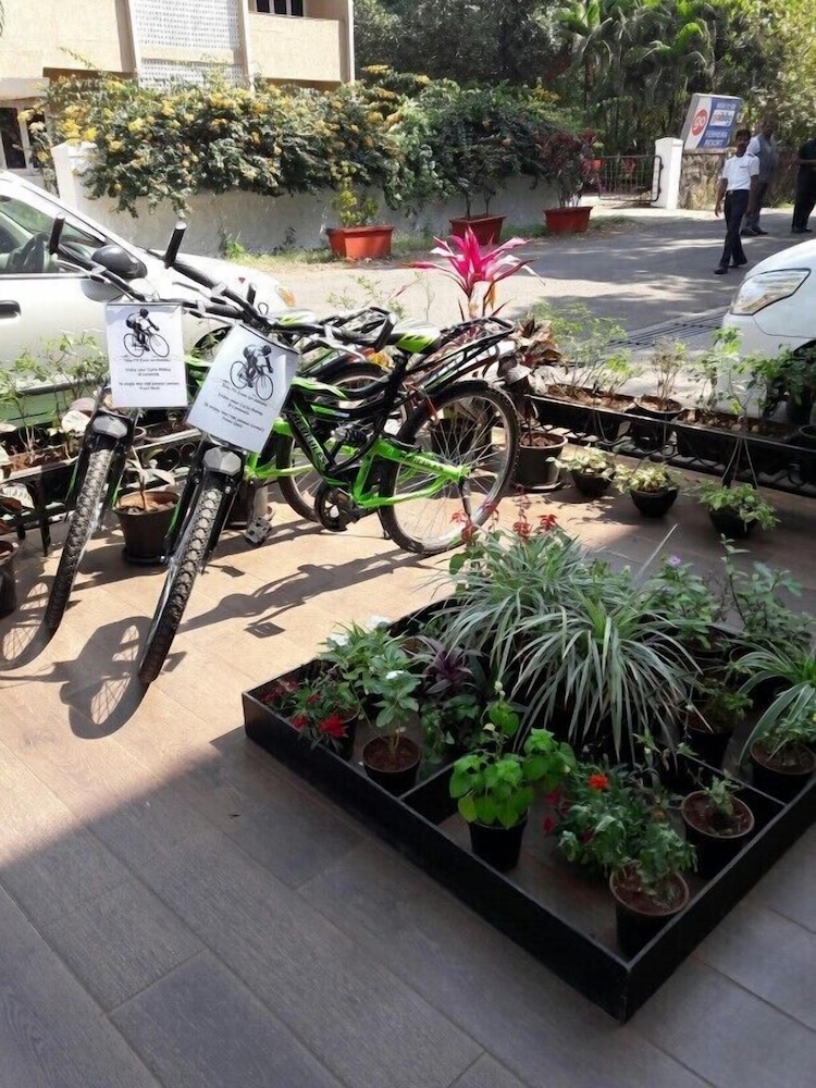 Citrus Hotels Lonavala 40/47