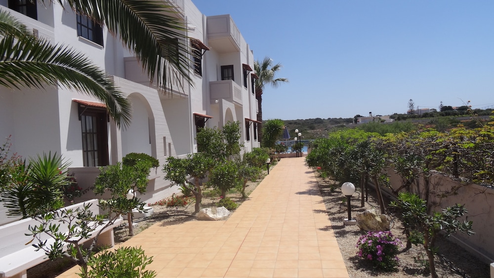 Cathrin Suites 18/39