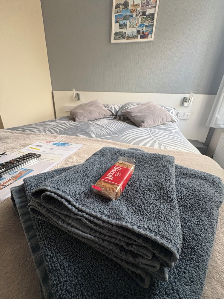 Ivydene Hotel 46/50