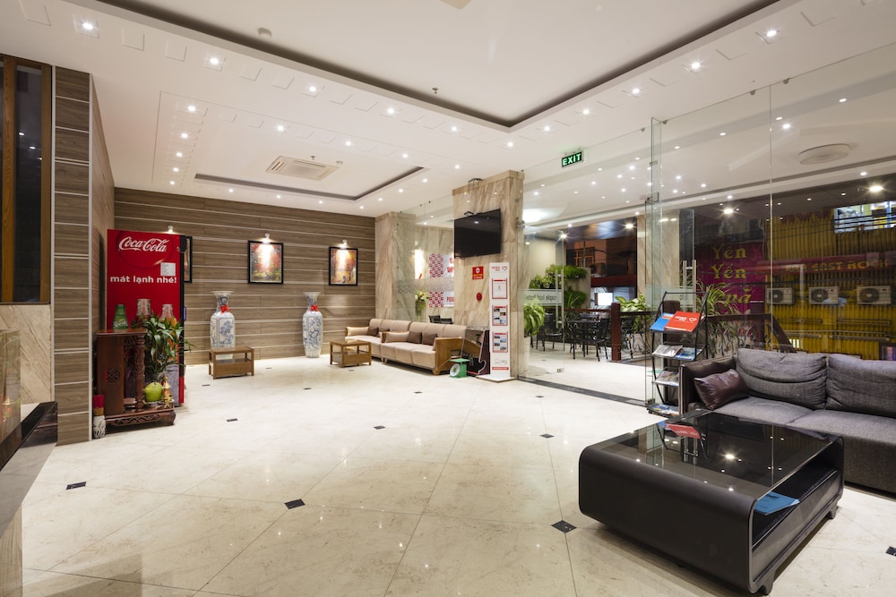 Maple Leaf Hotel & Apartment 57/75