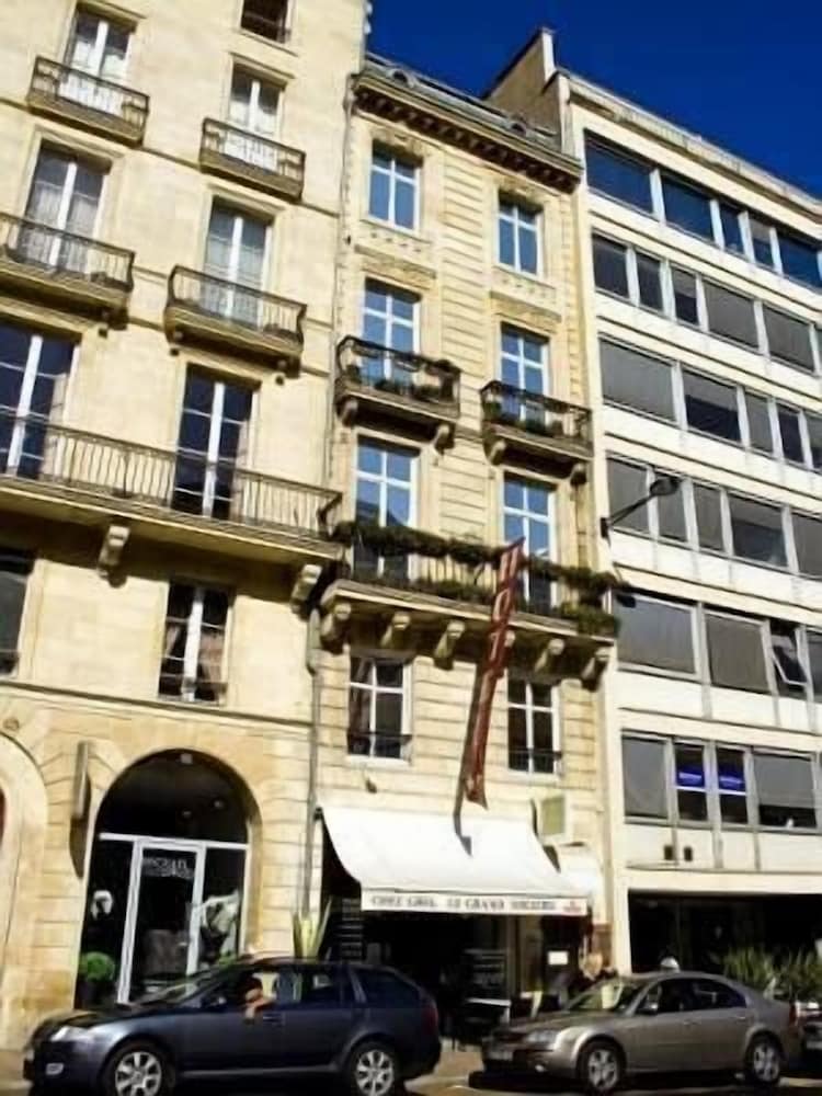 Hotel De l Opera 39/45