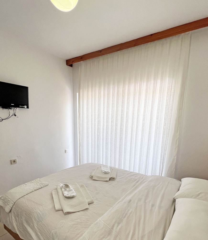 Apollon Hotel 13/37